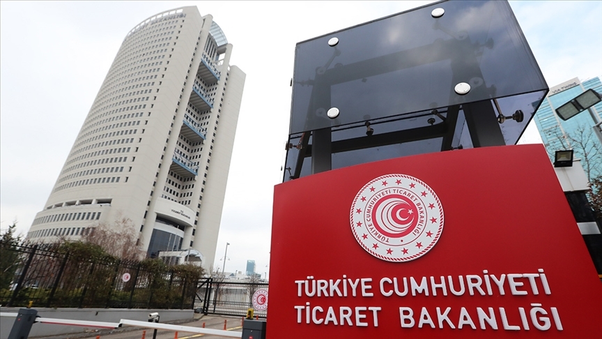 Güvensiz 3 ürünün ülkeye girişi kısıtlandı Ticaret Bakanlığı, yüksek risk taşıdığı belirlenen ayakkabı, oyuncak ve saraciye