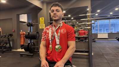 Romanya'da düzenlenen Avrupa Bilek Güreşi Şampiyonası ile Bulgaristan'da gerçekleştirilen Dünya