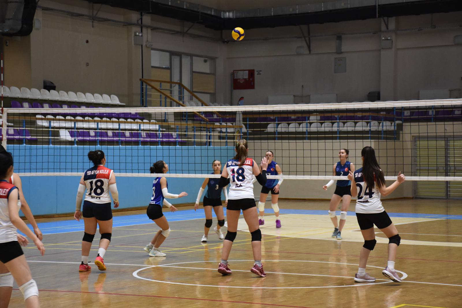 Afyonkarahisar’da 2025-2026 eğitim-öğretim yılı Okul Sporları müsabakaları, hentbol ve voleybol