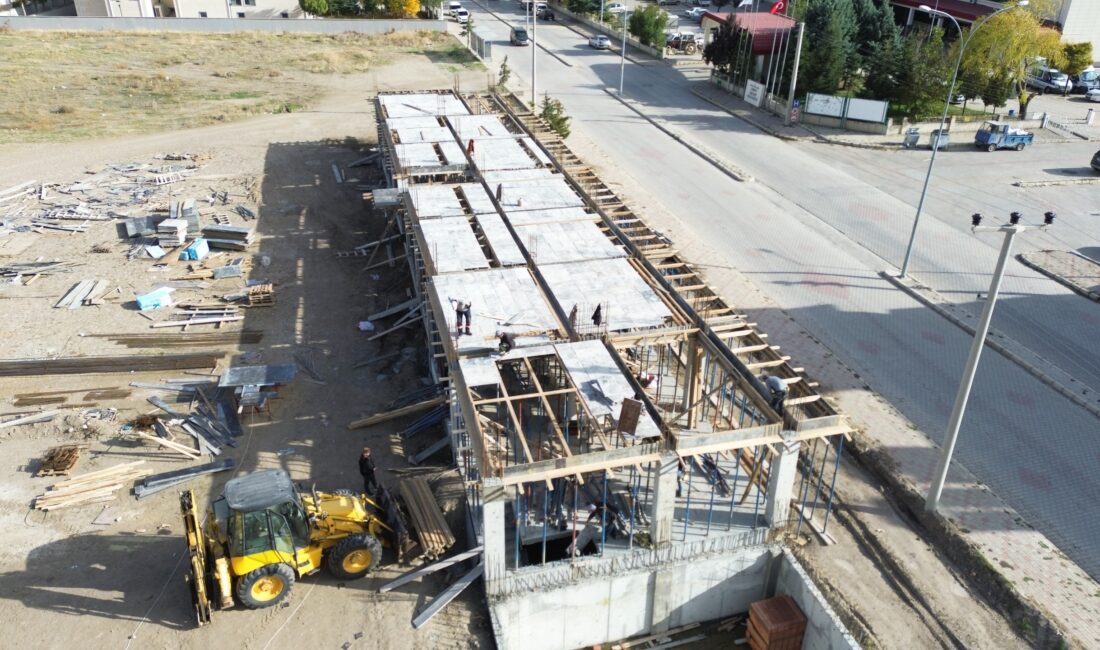 Şuhut Belediye Başkanı Muhittin Özaşkın’ın öncülüğünde başlatılan ve Şuhut ilçesinin