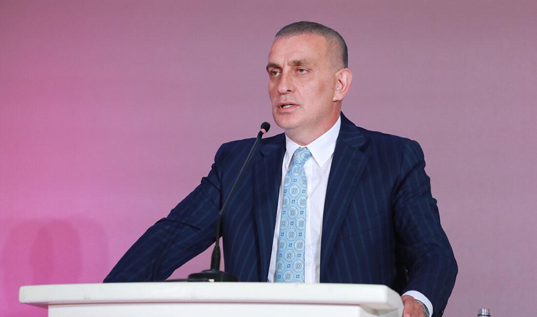 152 hakemin bahis oynadığı tespit edildi TFF Başkanı İbrahim Hacıosmanoğlu: "Profesyonel liglerde 571 aktif hakemin 371'inin
