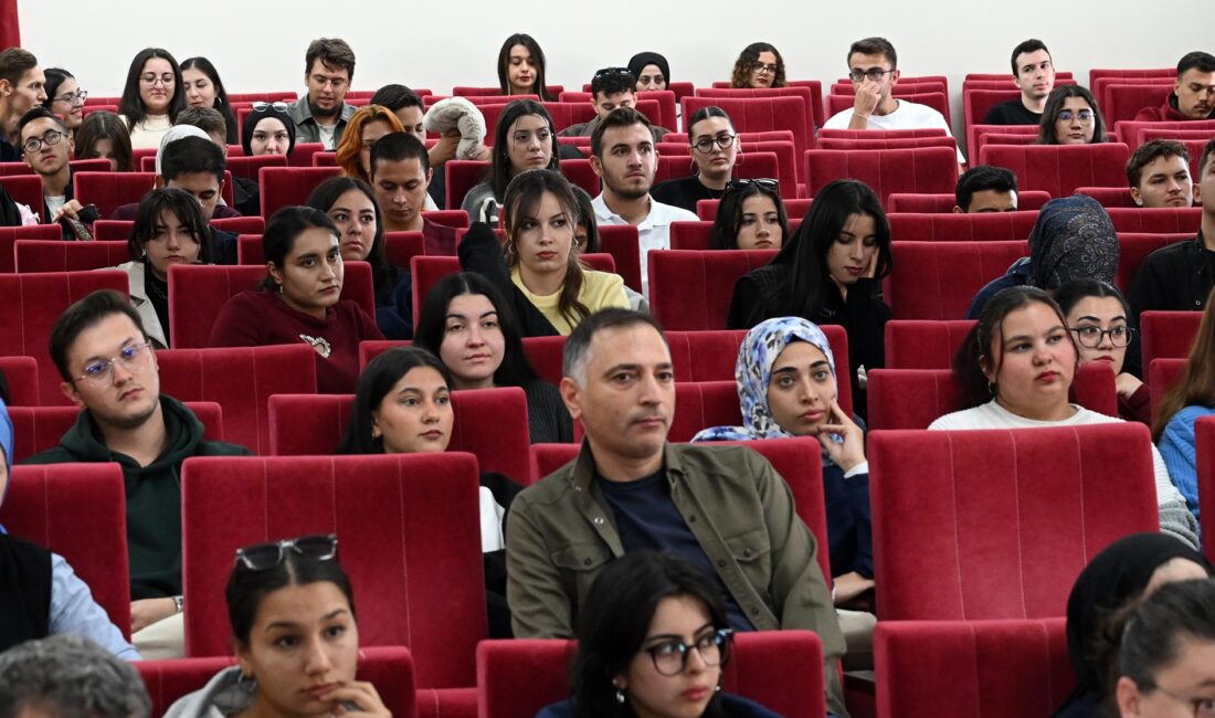  Afyon Kocatepe Üniversitesi (AKÜ) Fen Edebiyat Fakültesi tarafından “İklim Krizi
