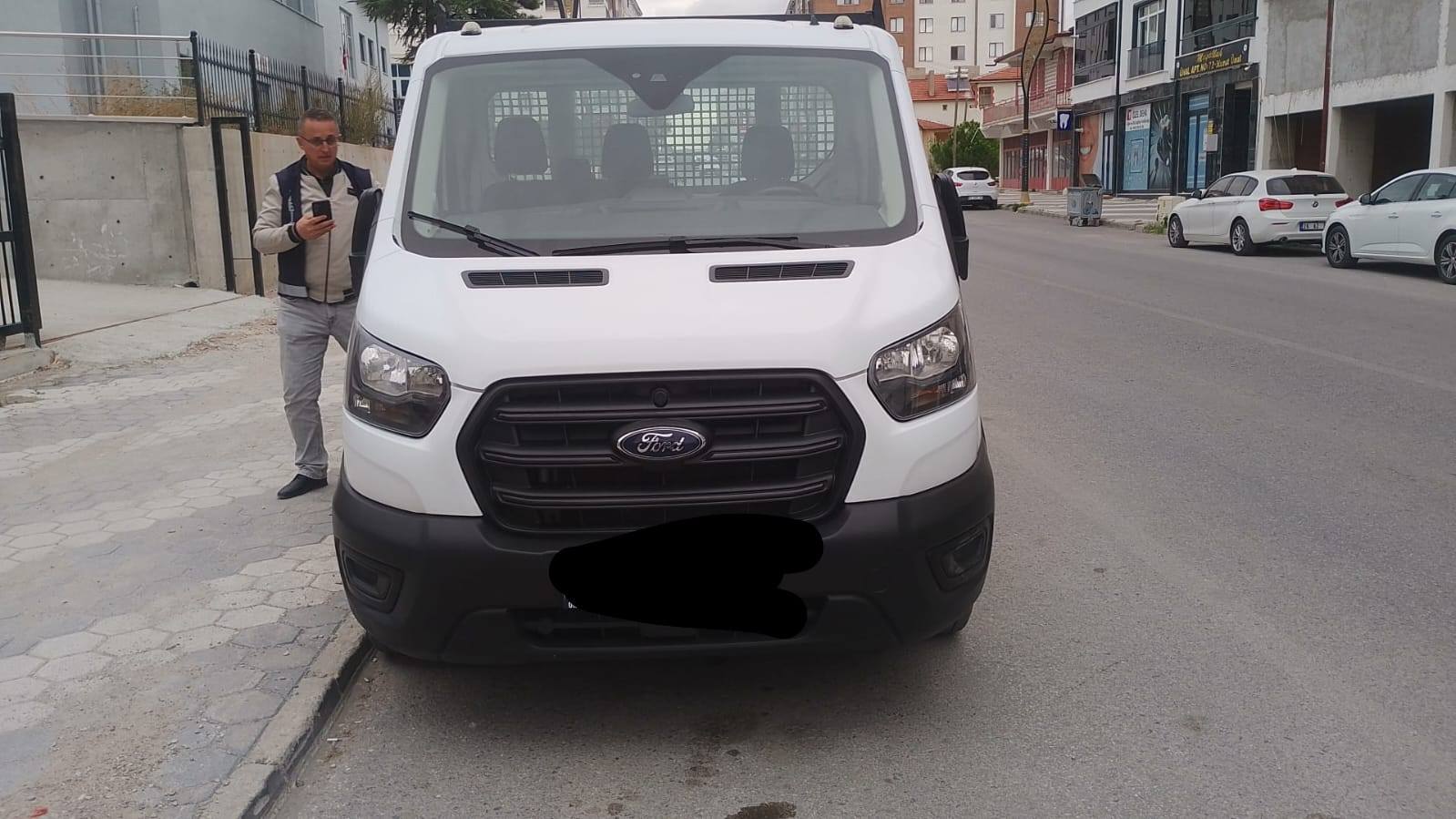 Emirdağ Belediyesi Zabıta Müdürlüğü ekipleri, çevreye gelişi güzel çöp atan