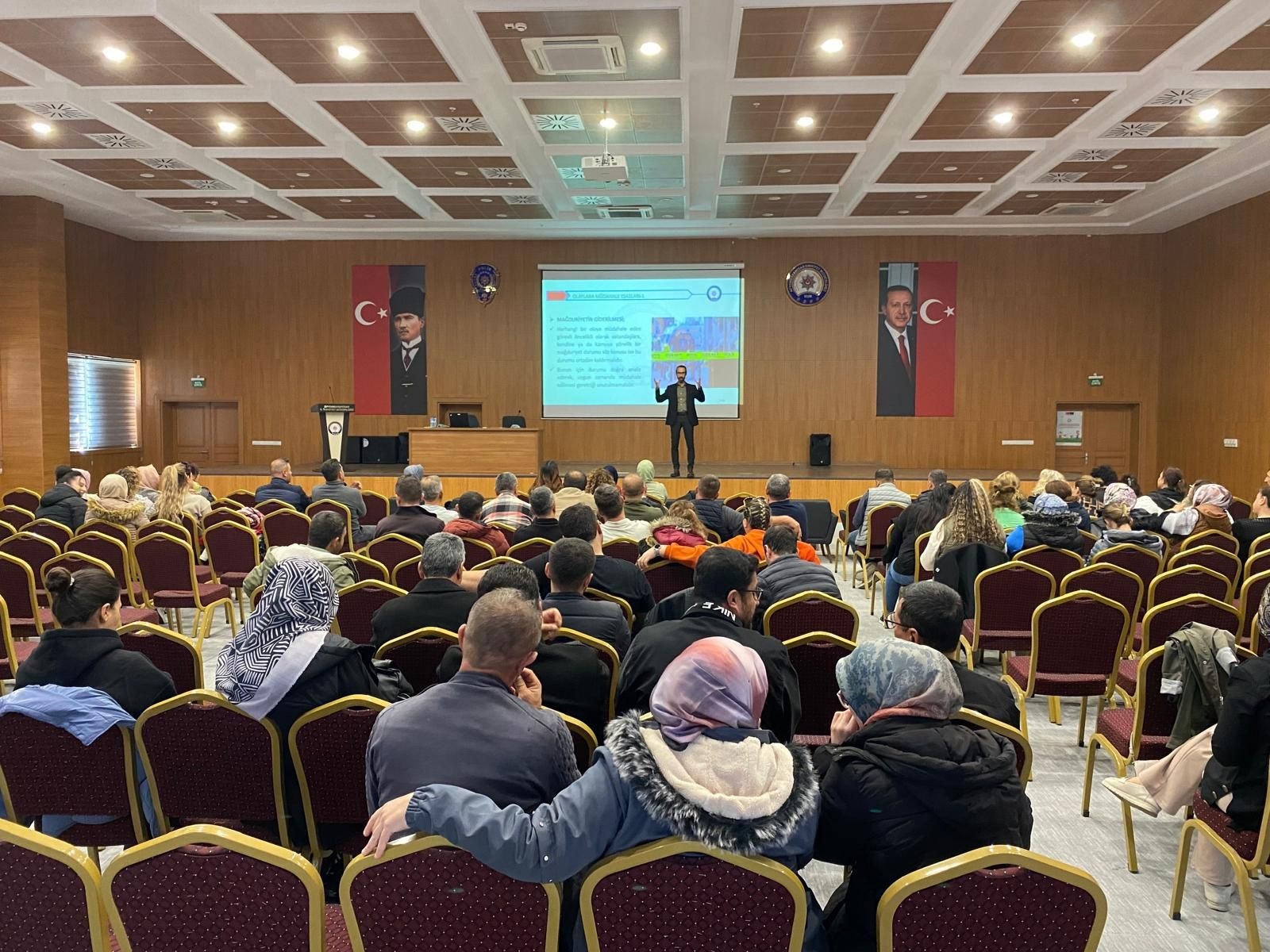 Afyonkarahisar İl Emniyet Müdürlüğü, kamu kurumlarında görev yapan özel güvenlik