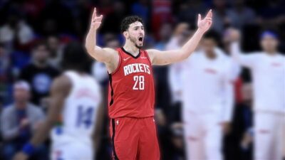 Amerikan Basketbol Ligi'nde (NBA) milli oyuncu Alperen Şengün'ün 21 sayı