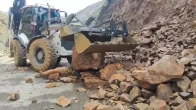 Batman’ın Sason ilçesinde şiddetli yağışlar heyelanlara yol açtı, 55 yerleşim