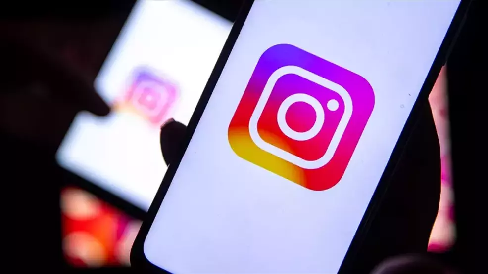 Instagram, kullanıcıların platformdaki içerik akışlarını kendi ilgi alanlarına göre ayarlayabileceği