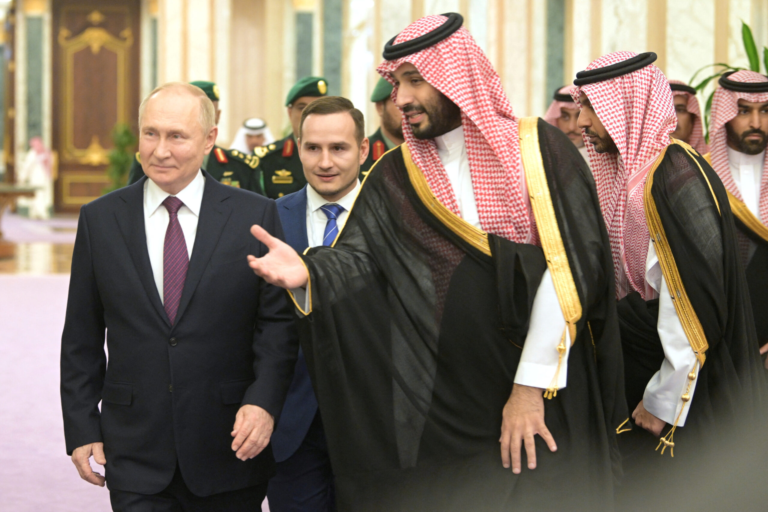 Rusya Başbakan Yardımcısı Aleksandr Novak ile Suudi Arabistan Enerji Bakanı