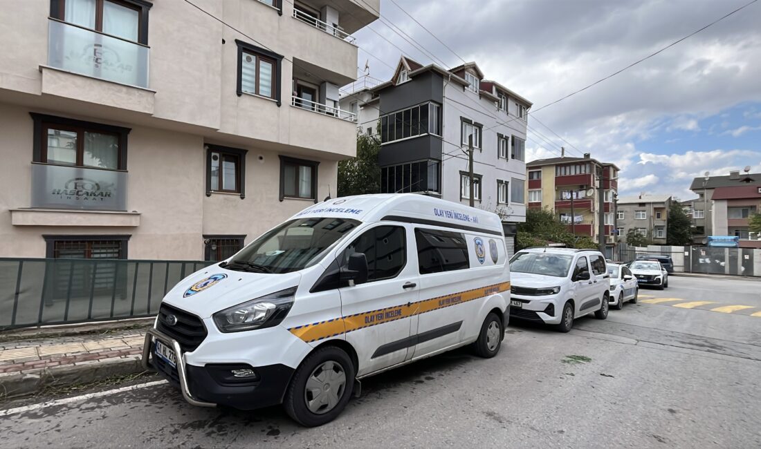  Kocaeli'nin Gebze ilçesinde eşi Fadik Polat'ın tabancayla intihar ettiğini iddia