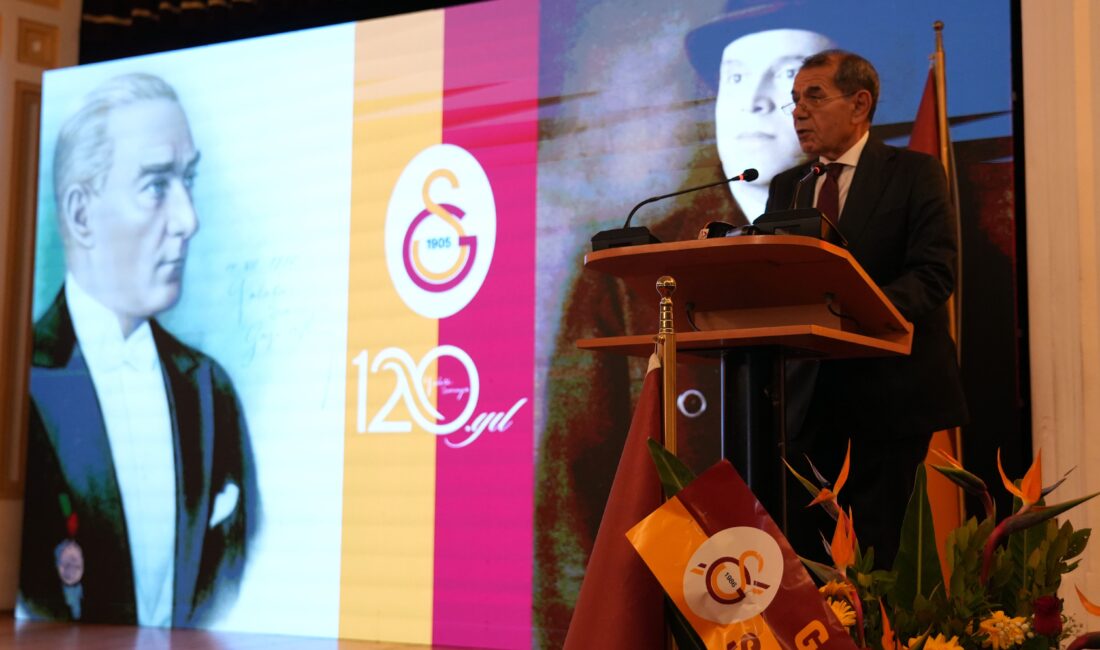 Galatasaray Spor Kulübü’nün 120. kuruluş yıl dönümü, Galatasaray Lisesi’nde gerçekleştirilen