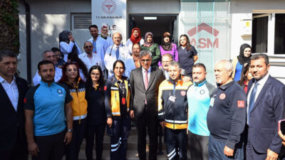 Sağlık Bakanı Kemal Memişoğlu, Antalya'da aile sağlığı merkezlerini ziyaret ederek,