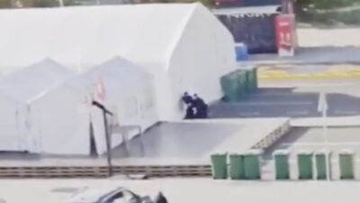 Sırbistan’ın başkenti Belgrad’da, parlamento binası önünde düzenlenen silahlı saldırı sonucu