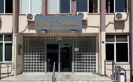 Kız arkadaşının ağabeyi ve kuzenleriyle tartışan A.G., sokak ortasında darp