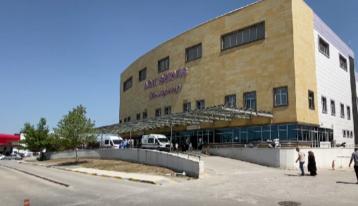 Alkol ve uyuşturucu madde kullandıktan sonra fenalaşarak hastaneye kaldırılan 40