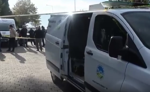Sakarya'nın Hendek ilçesinde park halindeki bir otomobilde 33 yaşındaki bir