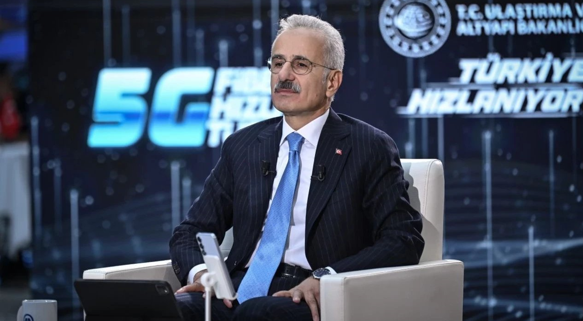 Ulaştırma ve Altyapı Bakanı Abdulkadir Uraloğlu, 5G teknolojisinde yüzde 60