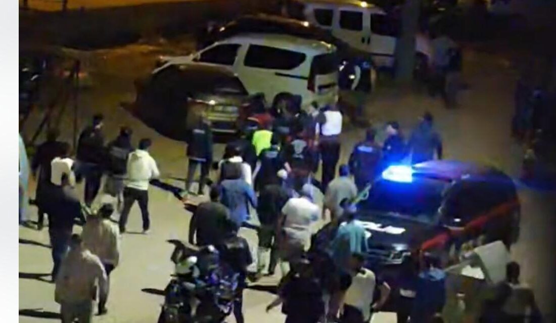 Muğla'nın Fethiye ilçesinde narkotik polisinin uyuşturucu şüphelilerine düzenlediği operasyonda şüpheliler