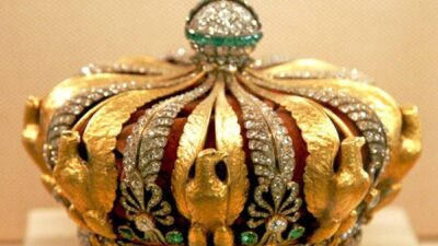 Fransa'nın başkenti Paris'teki ünlü Louvre Müzesi'nde 19 Ekim'de gerçekleştirilen soyguna