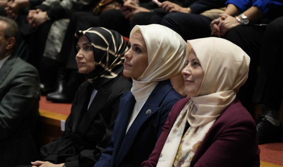 GİF’26 sezonu sanatla başladı Türkiye Gençlik ve Eğitime Hizmet Vakfı’nın (TÜRGEV) kültür sanat girişimi