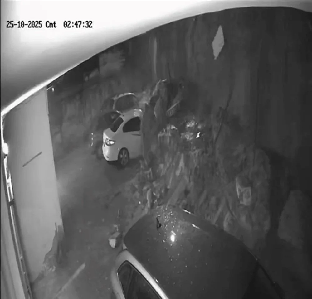 İstanbul Maltepe’de gece saatlerinde etkili olan sağanak yağışın ardından, bir