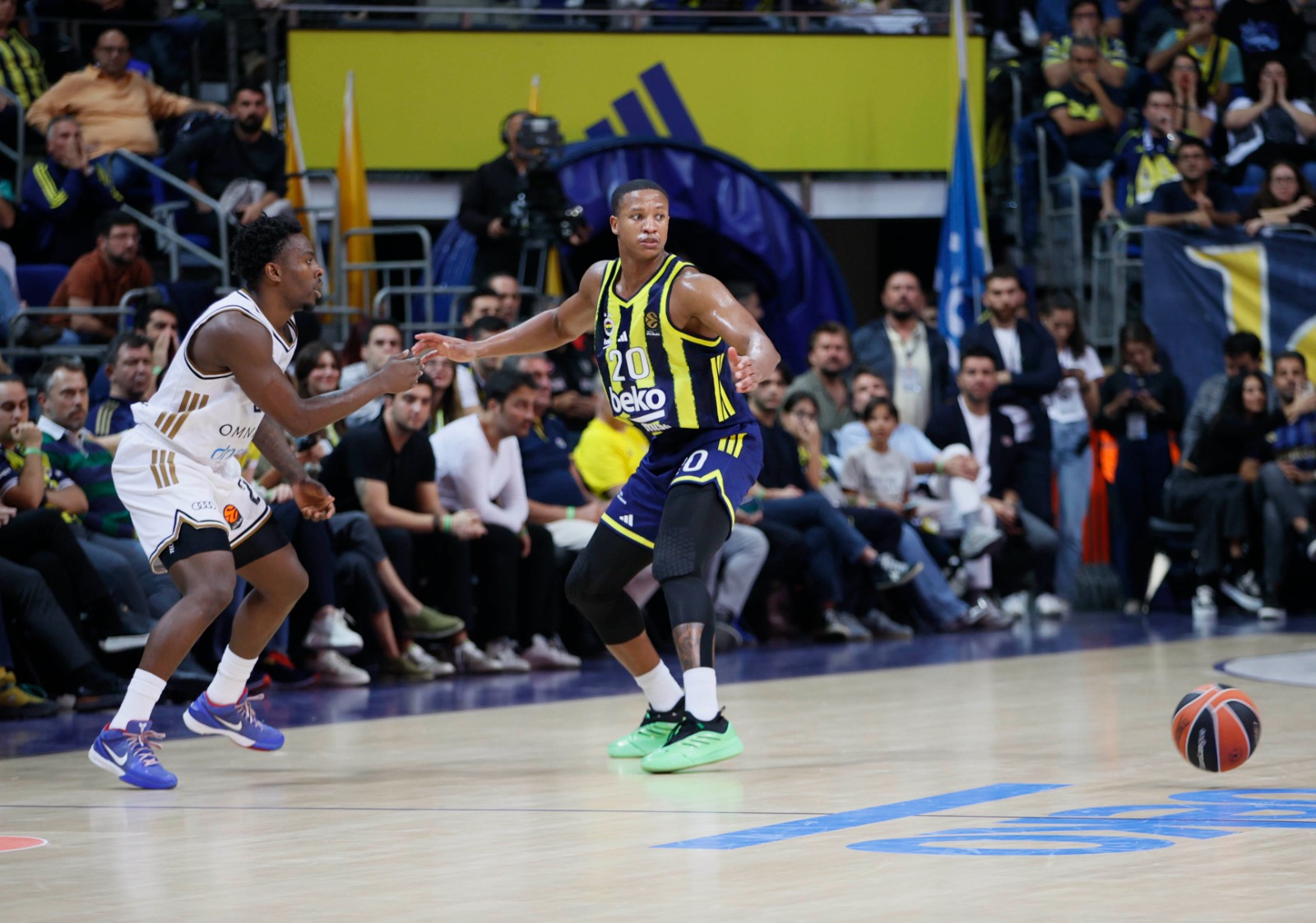 Fenerbahçe Beko EuroLeague’in 4.’ncü haftasında Dubai Basketbol’a 93-69 mağlup oldu