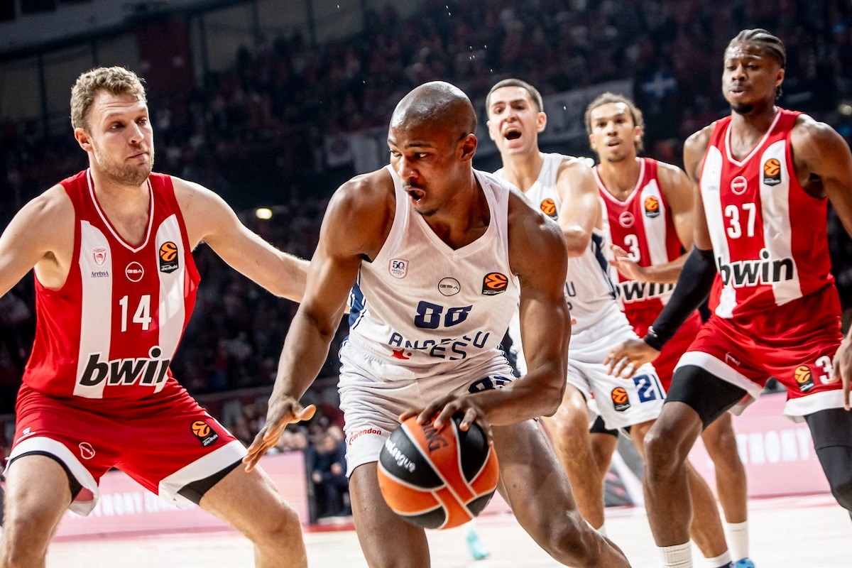EuroLeague’in çift maç haftasında temsilcimiz bu akşam 20.30’da parkeye çıkacak.