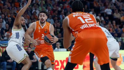 EuroLeague'in 7. haftasında Fenerbahçe Beko, deplasmanda Valencia'ya 94-79 mağlup oldu.