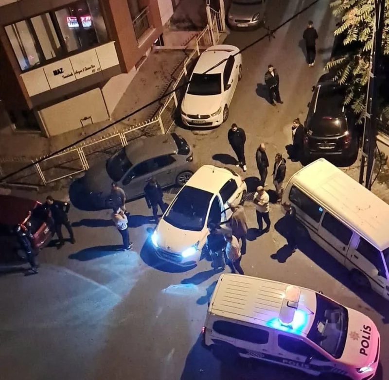 İstanbul’da Trafikte başlayan tartışma, korkunç bir sonla bitti. Gece saatlerinde