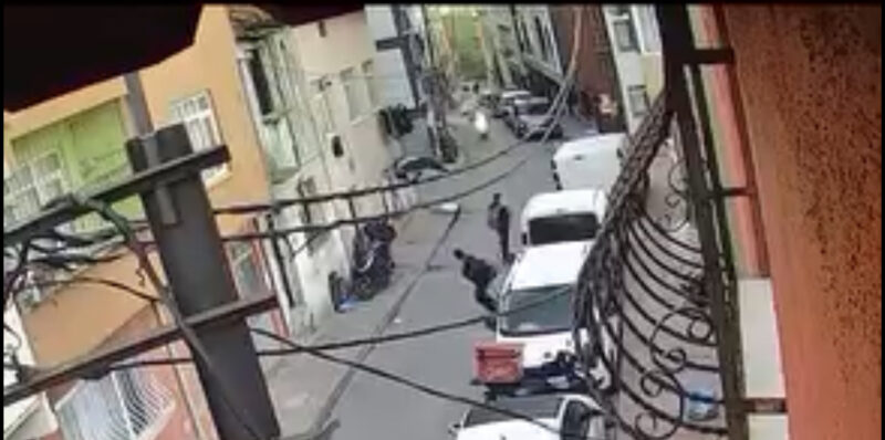 İstanbul Beyoğlu'nda aynı okulda okuyan iki 13 yaşındaki öğrenci arasında