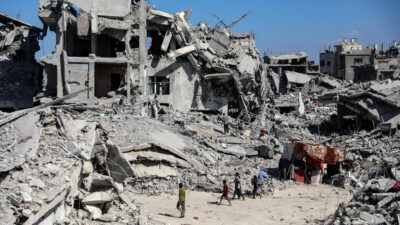 İsrail ordusunun ateşkesi ihlal ederek Gazze'ye düzenlediği hava saldırılarında 91