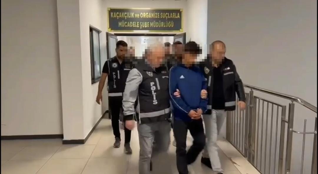 İzmit'te iş yerini kurşunlayan B.C. ve İ.D., İstanbul'da yakalandı. Suç