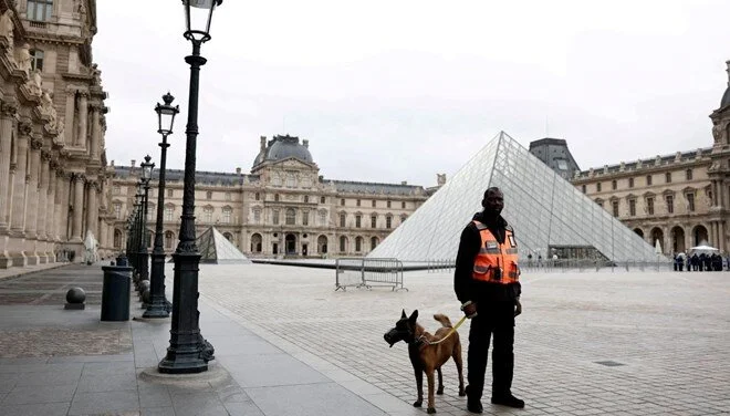 Louvre Müzesi'nde 19 Ekim'de gerçekleşen 88 milyon euroluk soygunda, müze