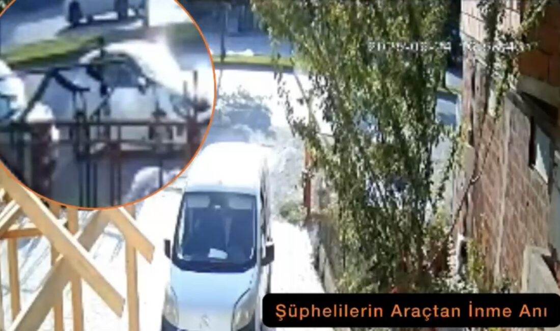 Sakarya’da kendilerini polis ve savcı olarak tanıtarak bir kişiyi 2
