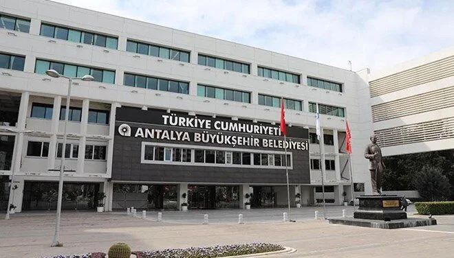 Antalya Büyükşehir Belediyesi'nde rüşvet ve yolsuzluk iddialarına yönelik yürütülen soruşturma
