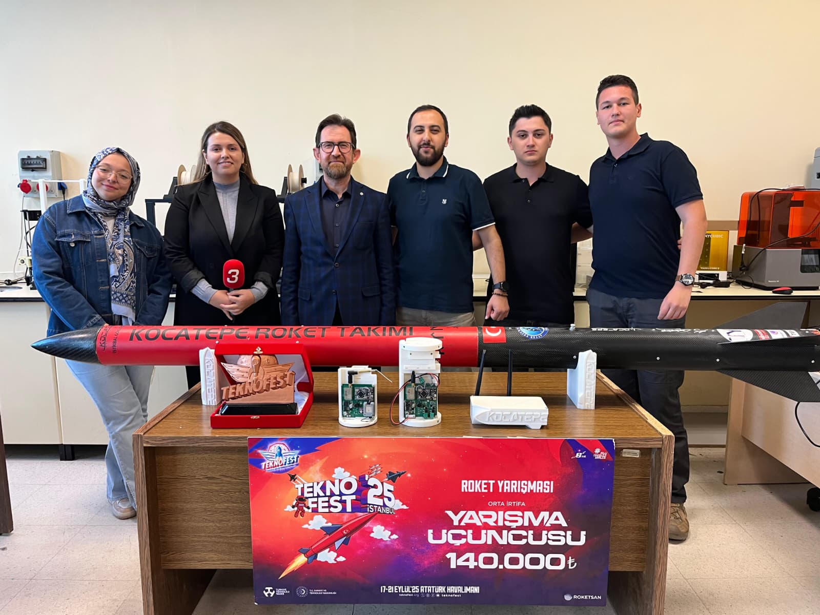 Afyon Kocatepe Üniversitesi öğrencilerinden oluşan Kocatepe Roket Takımı, TEKNOFEST 2025