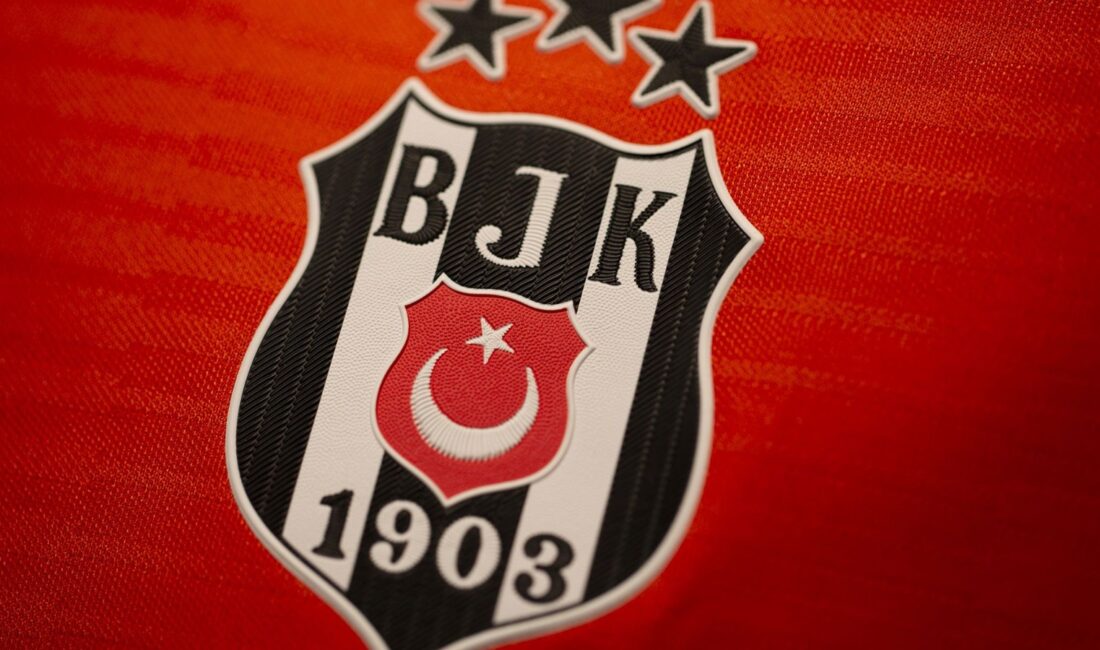 Siyah beyazlılar Orkun Kökçü’nin takımın birinci kaptanı, Wilfred Ndidi’nin ise