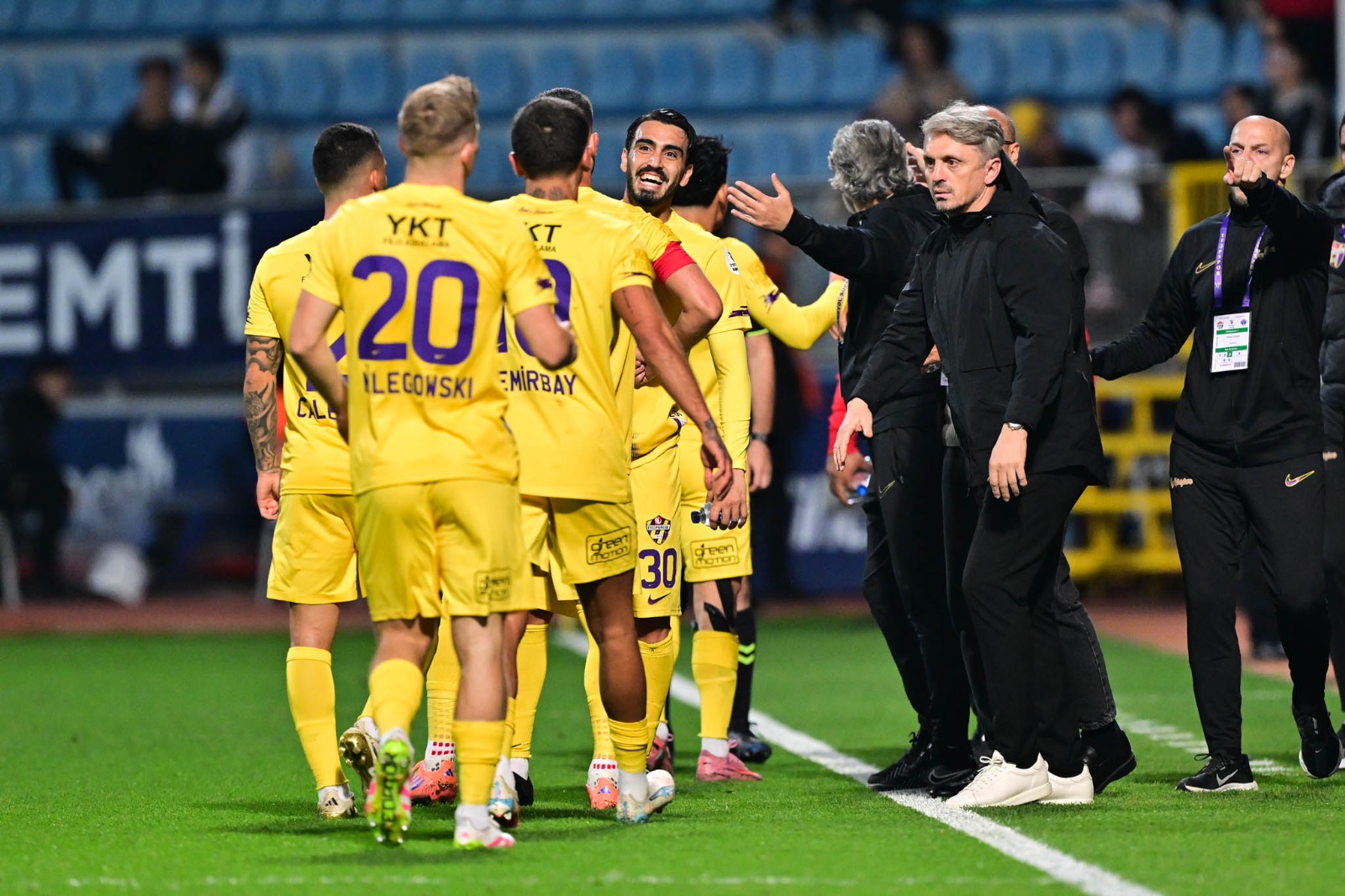 Orhan Ak’ın öğrencileri sahasında Kasımpaşa’yı 2-0 mağlup etti