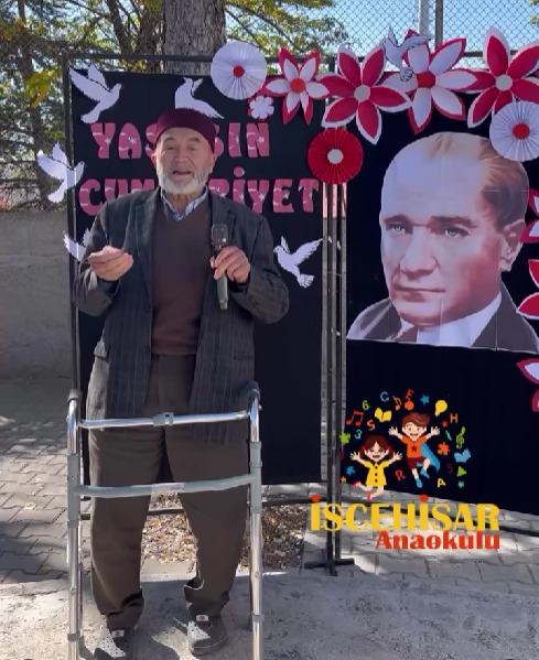 İscehisar Anaokulu’nda Cumhuriyet Coşkusu
Ahmet Bayram Dede’den Duygu Dolu Şiir