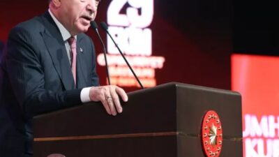 Cumhuriyet’in ilanının 102. yılı dolayısıyla Cumhurbaşkanlığı Külliyesi’nde düzenlenen 29 Ekim