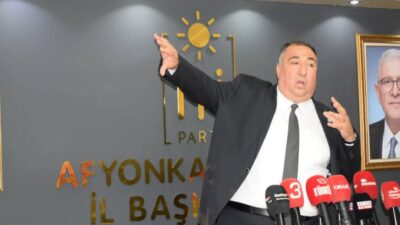 DEM Parti’nin grup toplantısında atılan “Biji Serok Apo” sloganları Türkiye