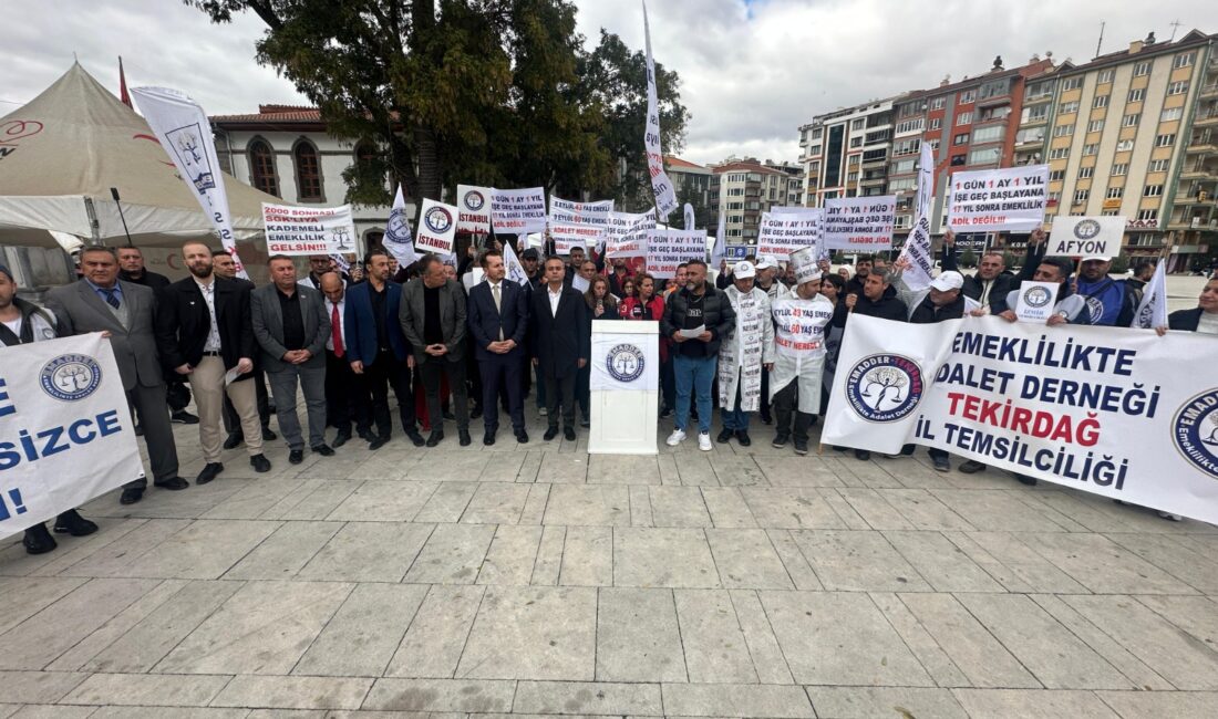 Kademeli Emeklilik Tepkisi Zafer Meydanı’nda Dile Getirildi