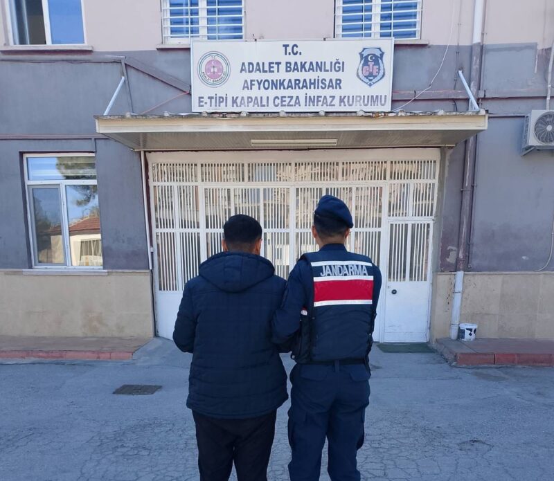 Afyonkarahisar İl Jandarma Komutanlığı tarafından yürütülen çalışmalar kapsamında, hakkında kasten