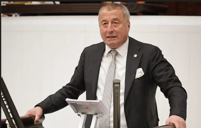İYİ Parti Genel Başkan Yardımcısı ve Afyonkarahisar Milletvekili Hakan Şeref