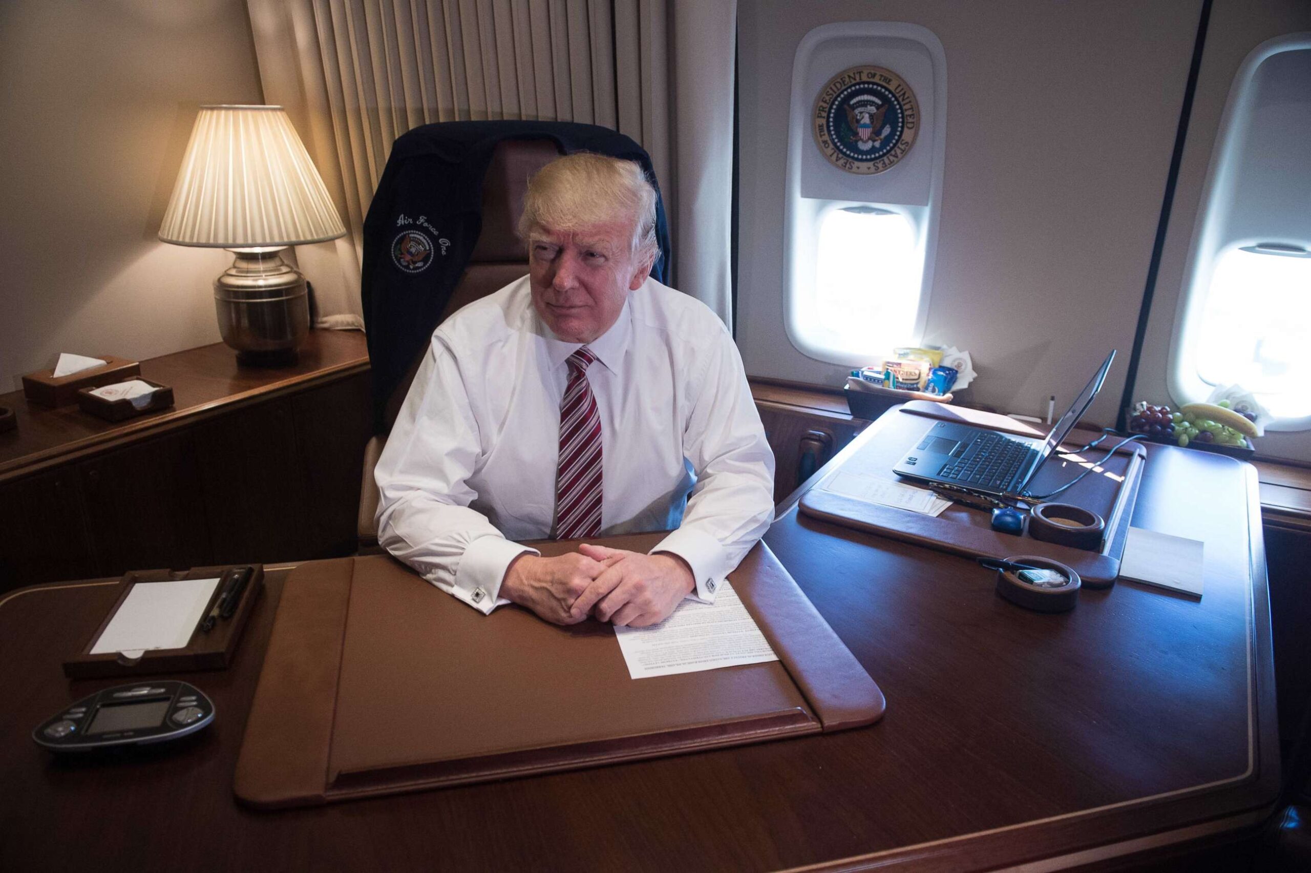 Trump, Ukrayna lideri Zelenski ile yaptığı gergin görüşmede Tomahawk füzelerinin