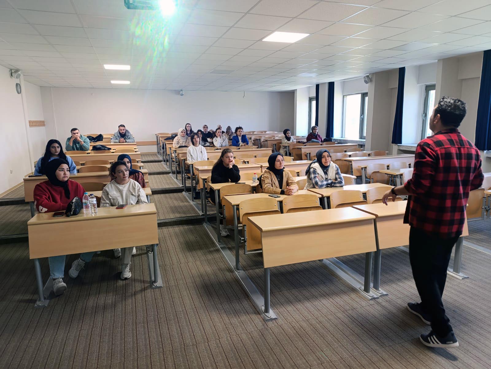 Afyon Kocatepe Üniversitesi (AKÜ) Sürekli Eğitim Uygulama ve Araştırma Merkezi