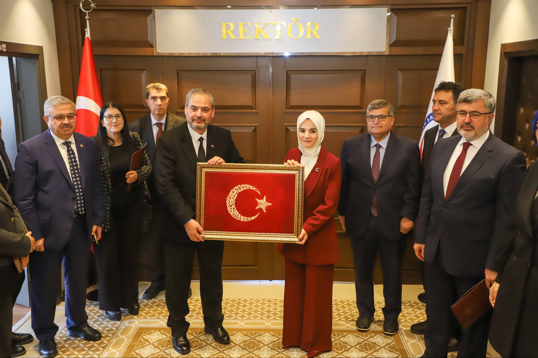 "Kadınlar dünyasının çehresini değiştiriyor"