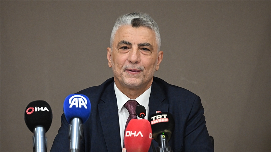 Eylül Ayında Cari Fazla Beklentisi: 1 Milyar Dolarlık Artış Sinyali Ticaret Bakanı Ömer Bolat, eylül ayında cari işlemler dengesinde 1