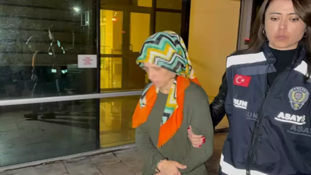 Samsun'da evinde doğum yapan bir kadın, bebeğini çöpe atmasıyla gündeme