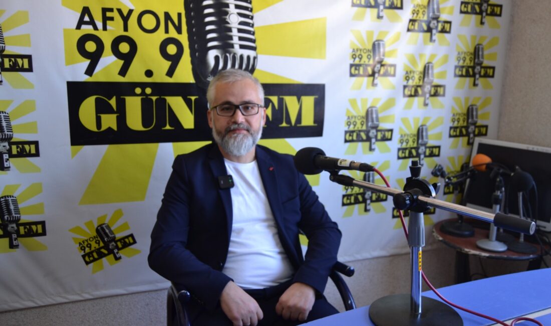360 Derece Eğitim Kurumları Kurucusu Kemal Beğeç, Gün FM’de öğrencilerin