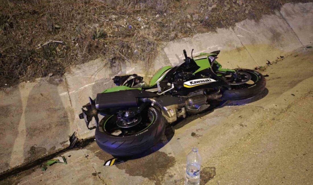 Bilecik’te hafifi ticari araç ile motosikletin çarpışması sonucu meydana gelen